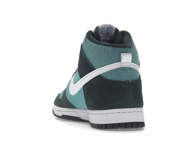 Nike Dunk High Retro SE Athletic Club Pro Green