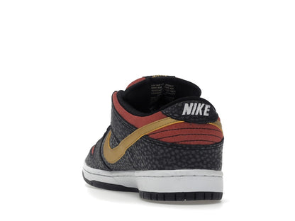 Nike SB Dunk Low Walk of Fame