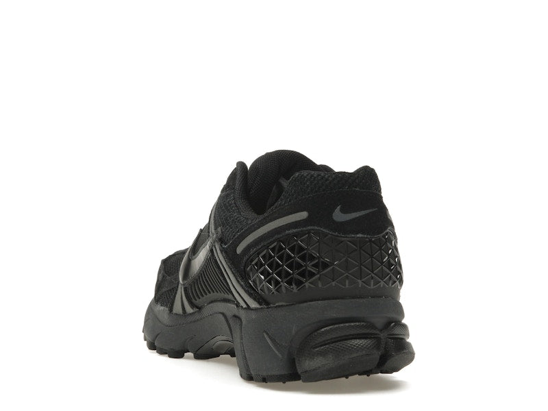 Nike Zoom Vomero 5 Black Metallic Dark Grey