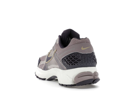 Nike Zoom Vomero 5 Platinum Violet