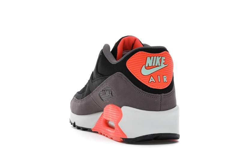 Nike Air Max 90 Hyper Crimson