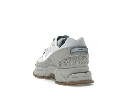 Nike Zoom Vomero Roam College Grey White Gum