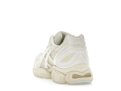 ASICS Gel-Nimbus 9 Jess Gonsalves