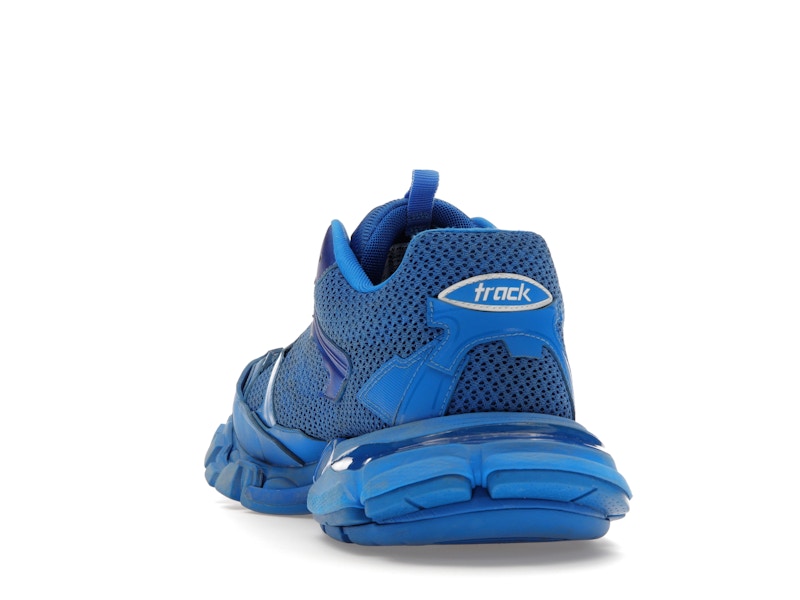 Track.3 Blue