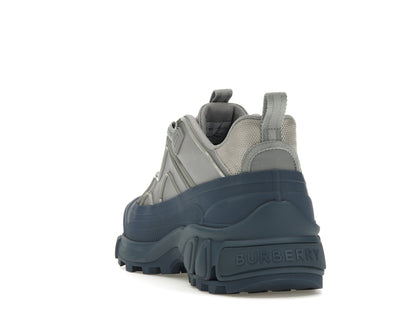 Burberry Arthur Warm Grey Oceanic Blue