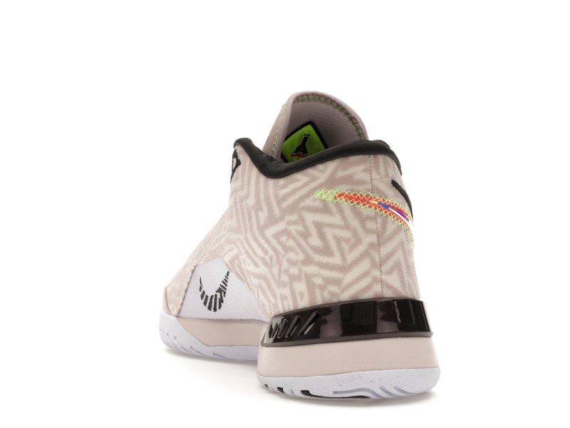 Nike Zoom LeBron NXXT Genisus Platinum Violet