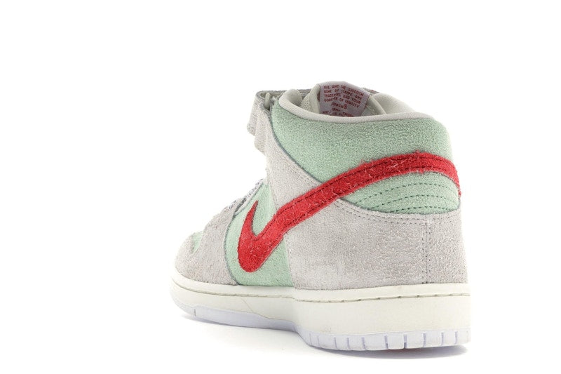 Nike SB Dunk Mid White Widow