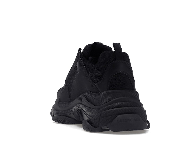 Balenciaga Triple S Black (2021)