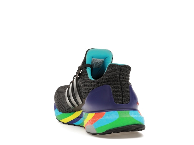 adidas Ultra Boost 5.0 DNA Pride Carbon