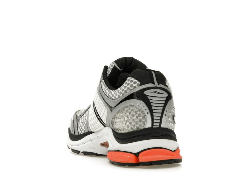 Saucony ProGrid Triumph 4 Highsnobiety Silver