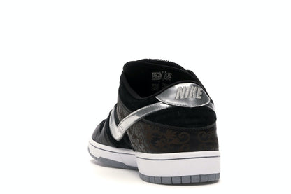 Nike SB Dunk Low Takashi 2
