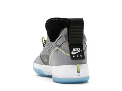 Jordan XXXIII SE Cement Grey