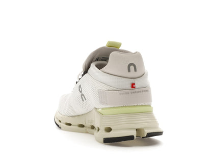 On Running Cloudnova Undyed White Seedling