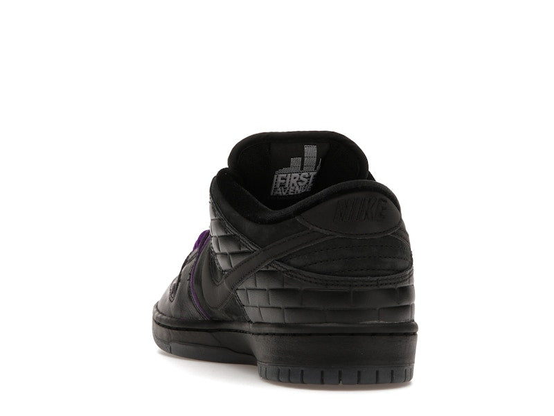 Nike SB Dunk Low Familia First Avenue