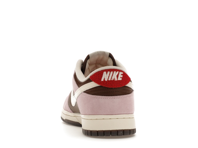 Nike Dunk Low Neapolitan (Women's)
