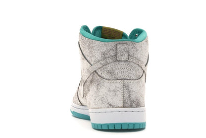 Nike SB Dunk High Flamingo