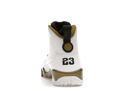 Jordan 9 Retro Statue