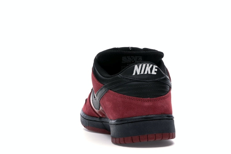 Nike SB Dunk Low Milli Vanilli