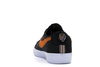 Nike SB Zoom Blazer Low GT Cats Paw Saloon