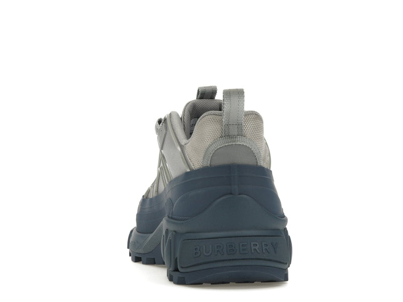Burberry Arthur Warm Grey Oceanic Blue