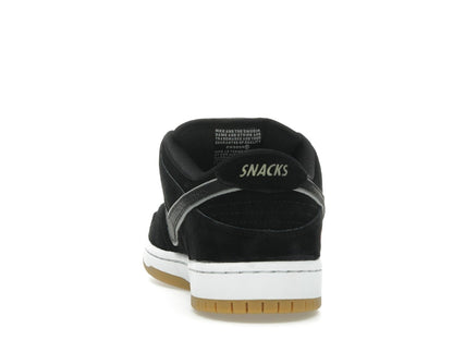 Nike SB Dunk Low Quartersnacks