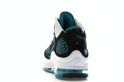 Nike LeBron 7 NFW Red Carpet (2019)