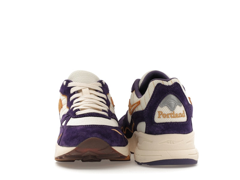 Saucony 3D Grid Hurricane Claima Claim a Seat Portland