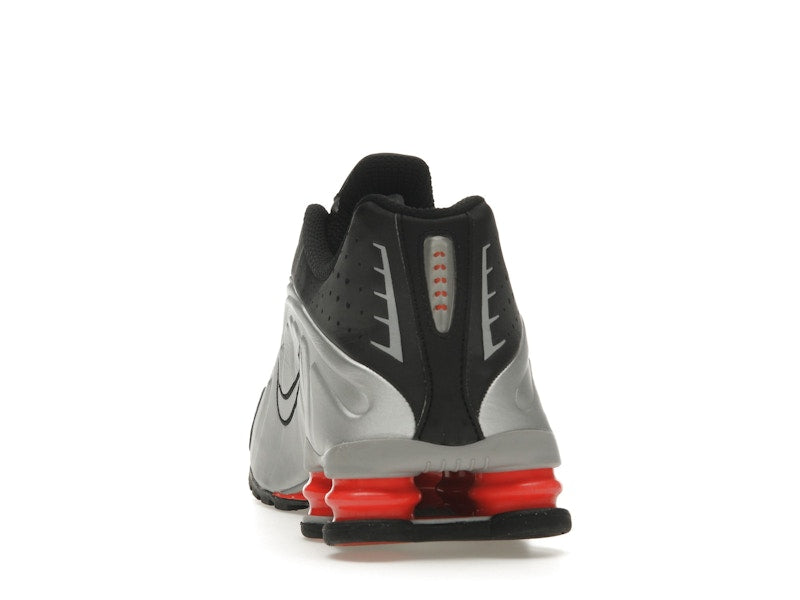 Nike Shox R4 Black Metallic Silver (2025)