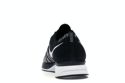 Nike Flyknit Trainer Oreo