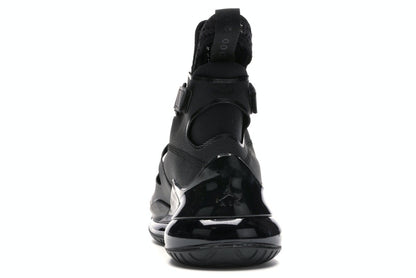Jordan Air Latitude 720 Triple Black (Women's)