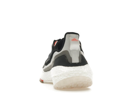 adidas Ultra Boost 22 Gore-Tex Dash Grey Impact Orange