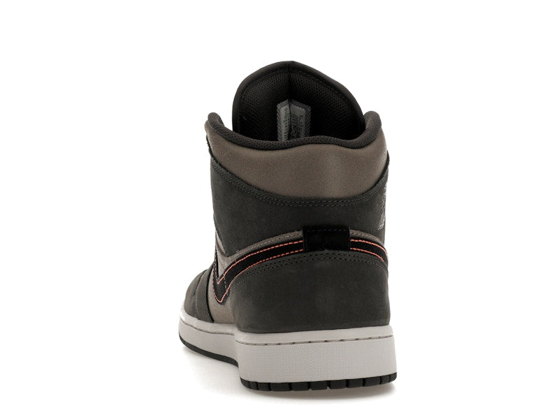 Jordan 1 Mid SE Night Stadium