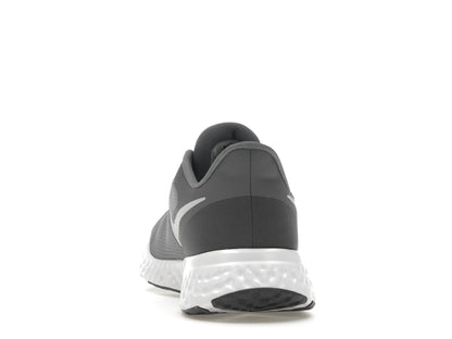 Nike Revolution 5 Cool Grey