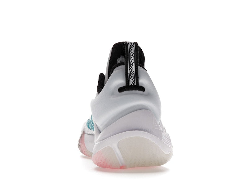 Nike Giannis Immortality White Clear