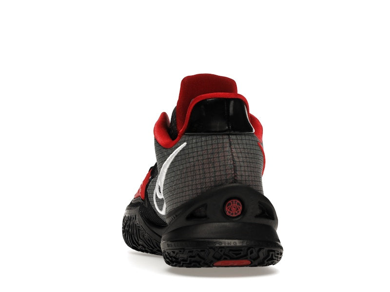 Nike Kyrie 4 Low Bred