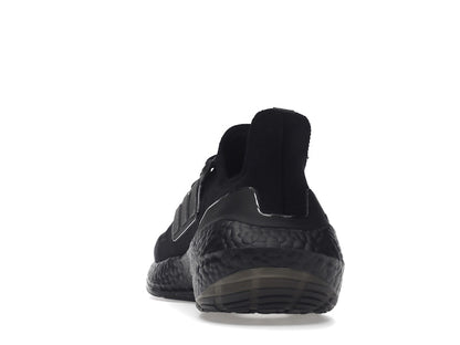 adidas Ultra Boost 22 Triple Black