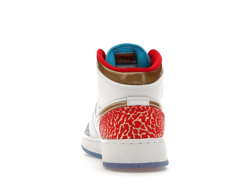 Jordan 1 Mid Sneaker School NC to Chicago (GS)
