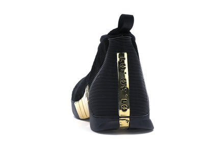 Jordan 15 Retro Doernbecher (2018)