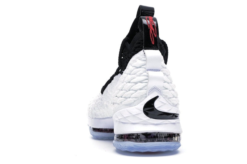 Nike LeBron 15 Graffiti