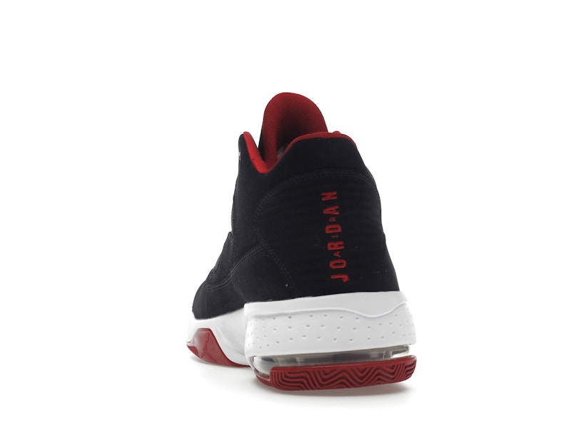 Jordan Max Aura 2 Black Gym Red