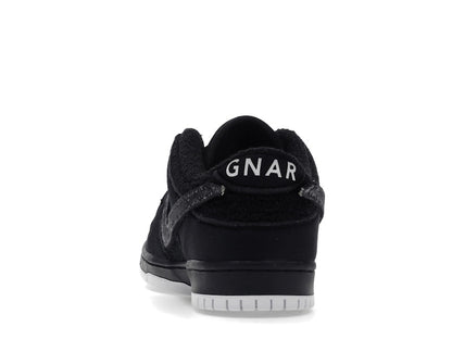 Nike SB Dunk Low Gnarhunters