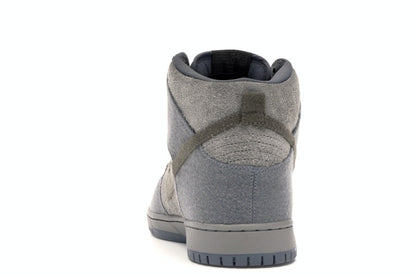 Nike SB Dunk High Tauntaun