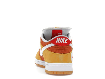 Nike SB Dunk Low Chocolate Skateboards Sun