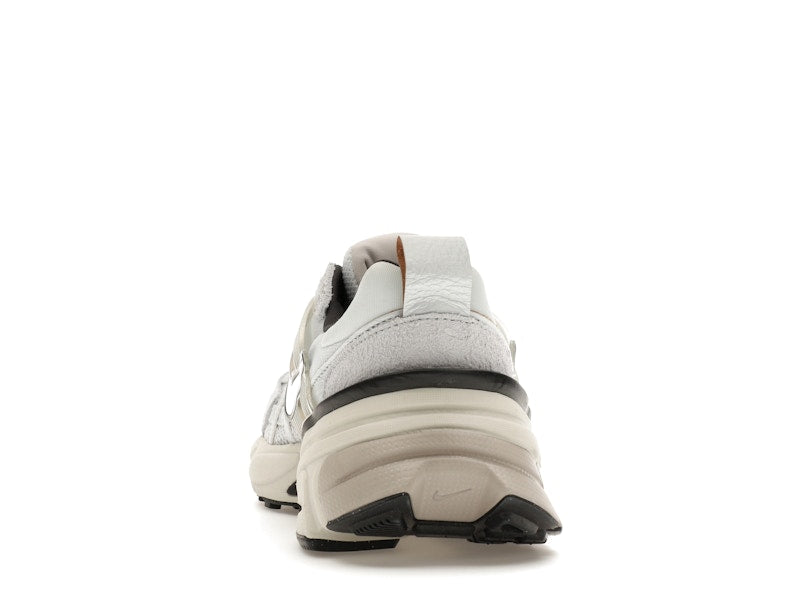 Nike V2K Run Pure Platinum Chrome (Women's)