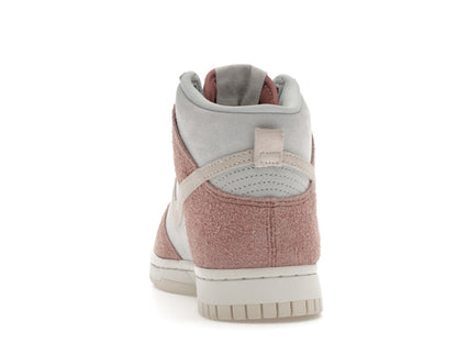 Nike Dunk High Fossil Rose