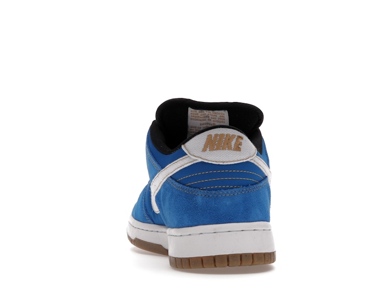 Nike SB Dunk Low Street Fighter Chun Li
