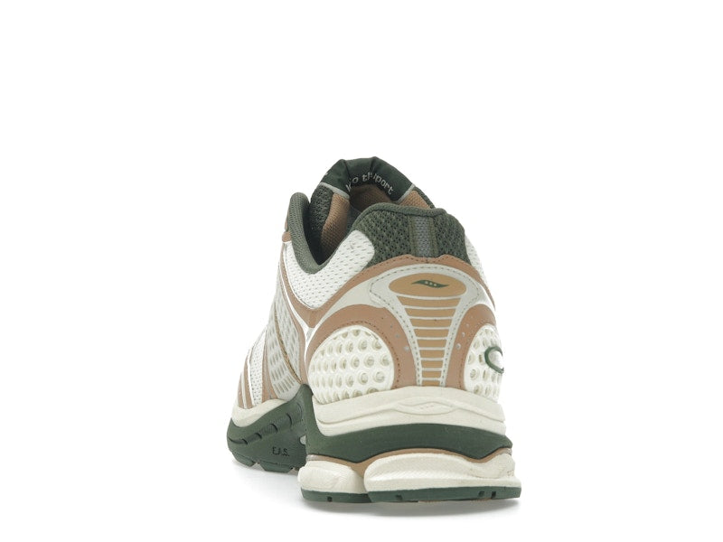 Saucony ProGrid Triumph 4 Saucony & Friends Seanella Abraham
