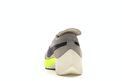 Nike Moon Racer String