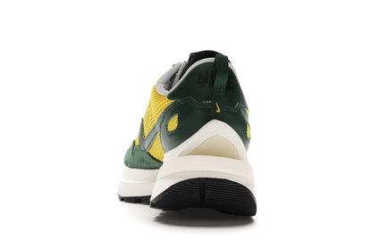 Nike Vaporwaffle sacai Tour Yellow Stadium Green