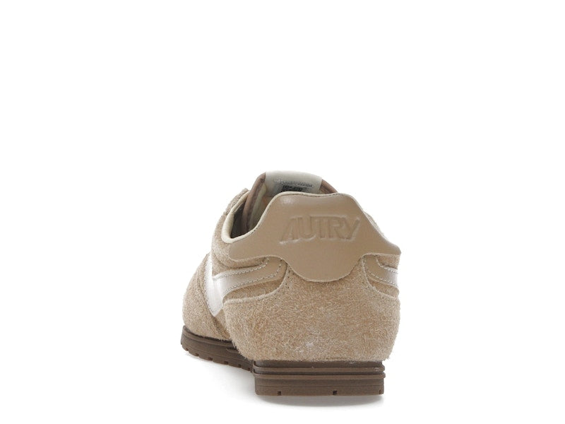 Autry Windspin Low Peanut (Women's)